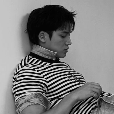 zNrielle's profile picture. ♱ 𝑒𝑠𝑠𝑒𝑟𝑒 𝑖𝑙 𝑚𝑖𝑜 𝑒𝑟𝑟𝑜𝑟𝑒.