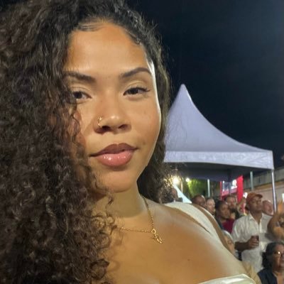 caelami_'s profile picture. disposição pra tudo, paciência pra quase nada.