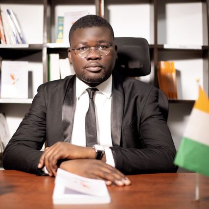 AttoubreGnamien's profile picture. Auteur, spécialiste Gouvernance-Gestion des Conflits-Paix,
Expert en Peacebuilding et Justice Transitionnelle,
Analyste Politique.
Directeur Exécutif LIPEC.