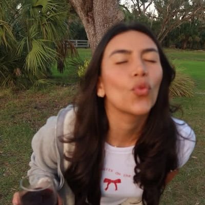 janethans0118's profile picture. love all ❣️