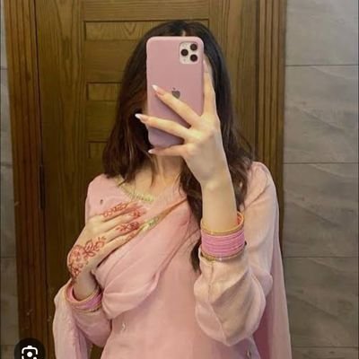 RehanTariq99424's profile picture. Fluent in sarcasm and late replies 😏⌛