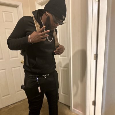 23Bse's profile picture. The Biggest™️