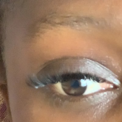 Cx_olamide's profile picture. Loud Christian. Louder sarcasm. Controlled noise.🎧💚