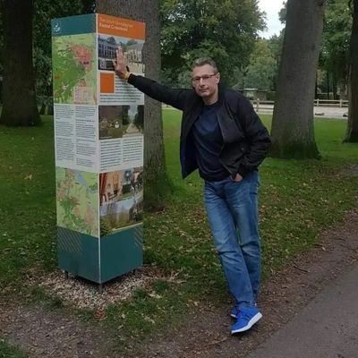 JohnWxNld's profile picture. Journalist (Cycling) / ex Pro cyclist / Overheid / 24/7 Humor / Cynisme / J.W(@rmolts)rithersblock / tegen onzin / Not the best father but the bravest by far