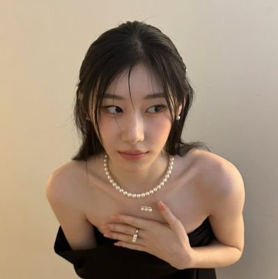 rrylitheva's profile picture. moamidzy