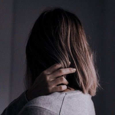 a_albshray's profile picture. فِي ملامح الهادئين إشياء مكسُورهّ. 🥀