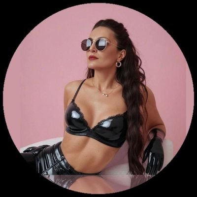 TheSultanaAisha's profile picture. ✨Ultra-Elite Findom Oracle who dominates your desire and decisions.✨