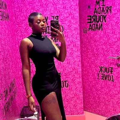 _audrey_RMA's profile picture. @realmadrid 🤍 | Gym rat 🏋🏾‍♀️|Gynocratia 🚺|Hodophile 🛫| « If it doesn’t work out, just blame it on the plot. »✨