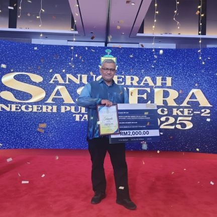 IDAssingkiri's profile picture. penulis | editor | pembaca pruf | pembimbing penulisan kreatif | penterjemah | penjual buku | semua ciapan adalah pandangan peribadi saya