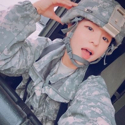 KimGarden141068's profile picture. U.S. ARMY