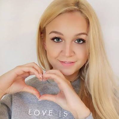 SandraW89105's profile picture. 