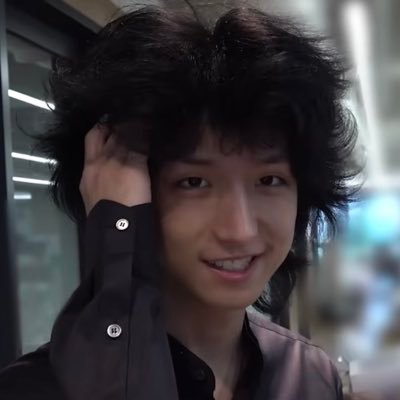 dnxkahj's profile picture. 구독..