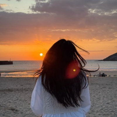 Camille562997's profile picture. 🌅 Chasing sunsets and peaceful vibes 🌊✨