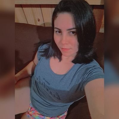 DboraVieir86621's profile picture. 