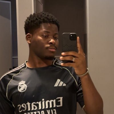iamseunnn's profile picture. Frontend developer 🤝🏾