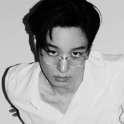 Juyweon's profile picture. Everybody knows me, a treat that echoes in your ear.