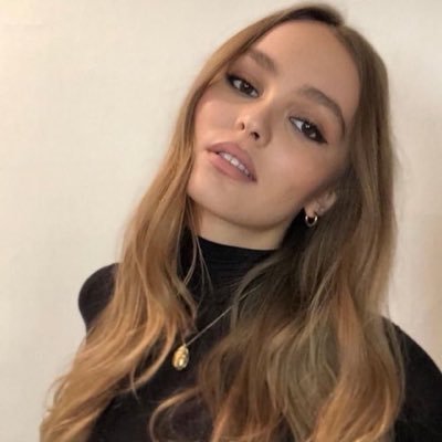 libragirllx's profile picture. 