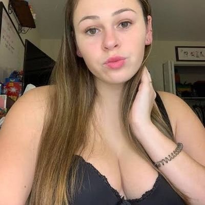 Janet5334946171's profile picture. good to be with 💕🥰