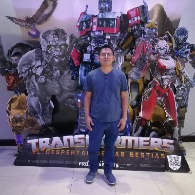 IxcoyVicto54039's profile picture. 