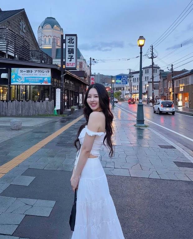 MariaAl10373926's profile picture. 47歳人妻。見た目は若い方ですが、もうアラフィフです。Xは出会いを求めて、始めてみました。色々興味津々です