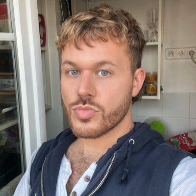 _RoiSoleil's profile picture. chaotic good himbo