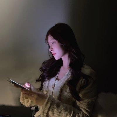 mentemo_mior's profile picture. 元保育士。今は色々あってソープランドに勤めてます。彼氏いないので暇な時は家飲みしてます。彼氏とか一緒に飲みに行ける友達欲しいです。