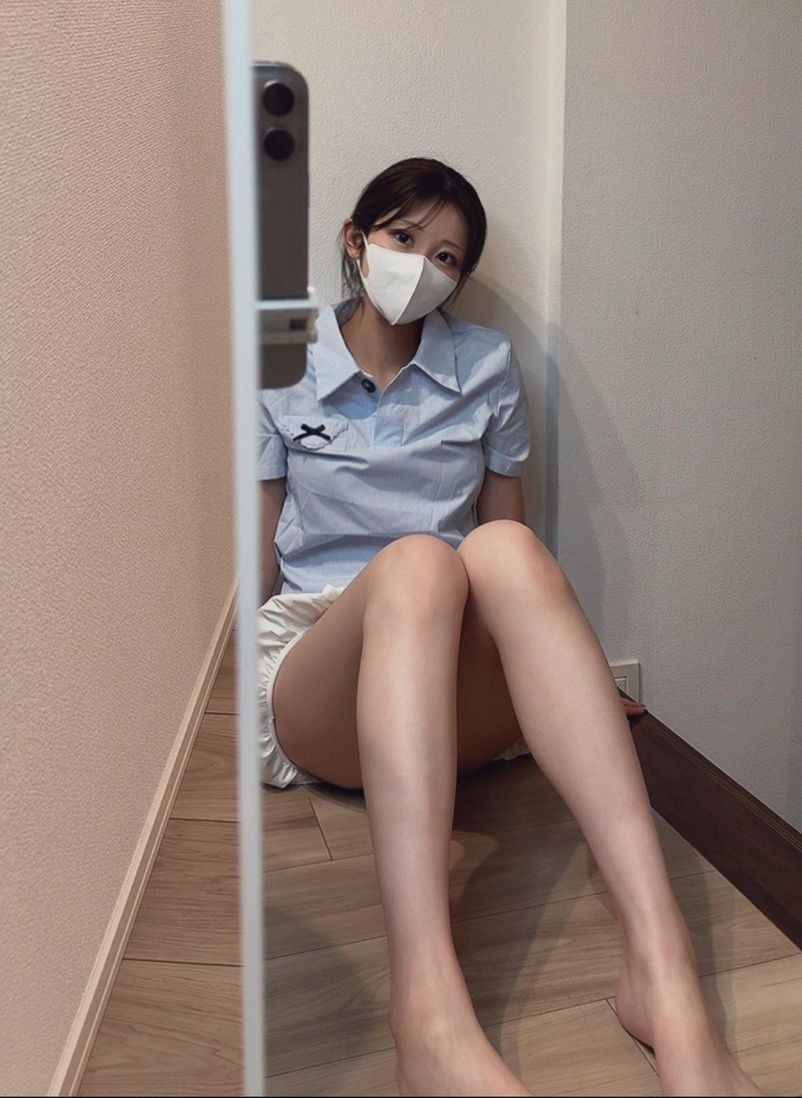 Nikita_iSkill's profile picture. 二年前に夫と離婚して、現在独り身です。バツイチでも恋していいですか？受け止めてくれる方探してます。 限界まで遊びたい。。。 不慣れではございますが、よろしくお願い致します😄💕