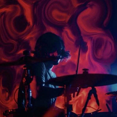 SNOWGLOBELIVE's profile picture. worlds most insufferable snow globe truther