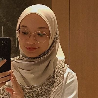 mrymIsmaill's profile picture. 