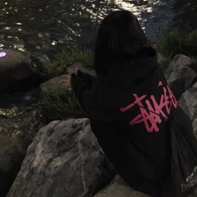 rii_1o_qi5's profile picture. 10