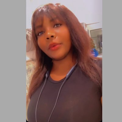 LMDORSEY's profile picture. chrétienne,🖥️ ,⚖️,coach danse,humoriste , mère spirituelle des immatures.« 3ème COMPTE X ».⚠️ autre personne en vrai que sur mes tweets!!!