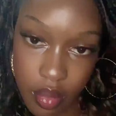 Bbynic_'s profile picture. 23 🦋|| 🎀🌸|| You'll not fail like crypto because you have intrinsic value! 🩷