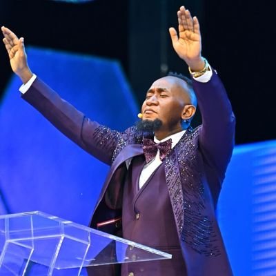 prophetesspri's profile picture. Society Icon🩵