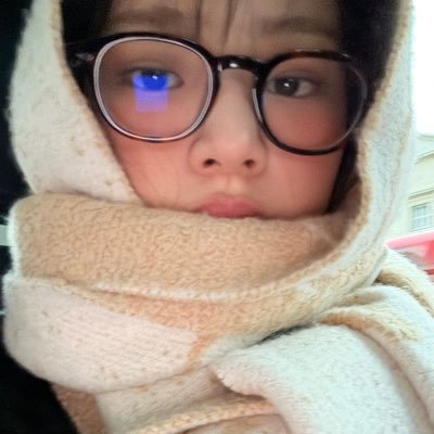 mnjikiim's profile picture. Whatever will be, will be.