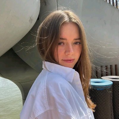 katheri90953778's profile picture. For me, gaming isn’t just a hobby — it’s a lifestyle full of challenges and teamwork.