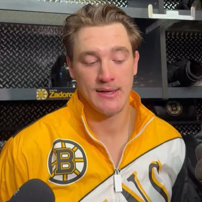 4CharactersPlus's profile picture. Emergency Medicine, Men’s  League, Boston Bruins. Lots of kids and little time.