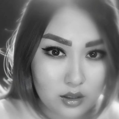 Noria_Mirzaie's profile picture. « سَردتَر از برف... »🕸🩶
‌