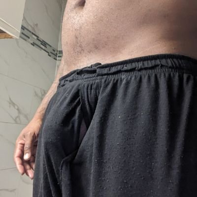 uncutgrower9's profile picture. Freaky content creator looking to trade and give away content of my uncircumcised grower 8-10inch thick