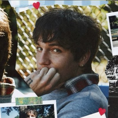 taygraciesgirl's profile picture. kicking heels up to her favorite songs