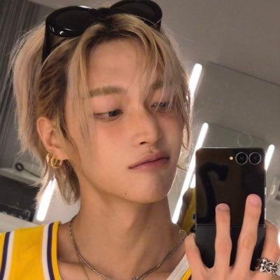 getlitxwonbin's profile picture. 🎧 @archerkundesu 🤏🏻