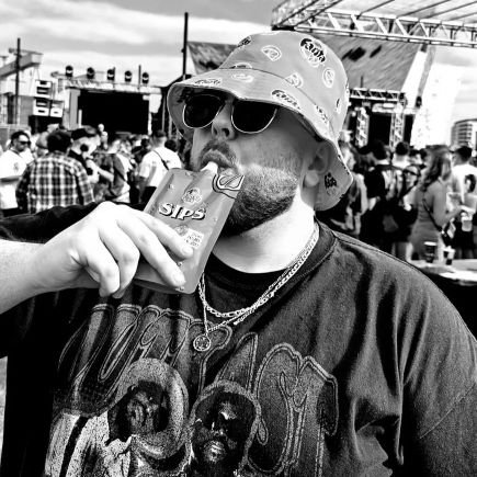 JamesHewitt97's profile picture. 