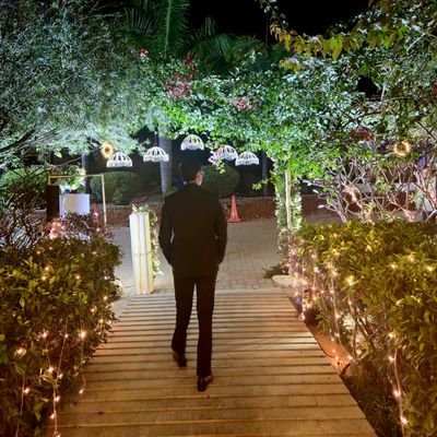 ritvikbisen's profile picture. Code & Geopolitics 
वीर भोग्य वसुंधरा 🌞