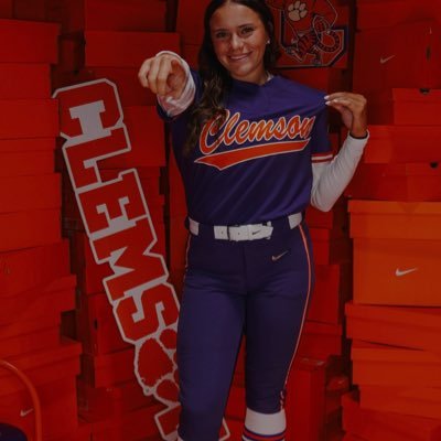 abbicall2026's profile picture. 💥Clemson softball commit 🧡🐅💜💥18u Newtown Rock Gold Garvey-RHP/1B (5’8”) #25 🥎💪 Valley View Cougars (PA) Class of 2026 💥 NCAA # 2208647600 💥3.8 GPA