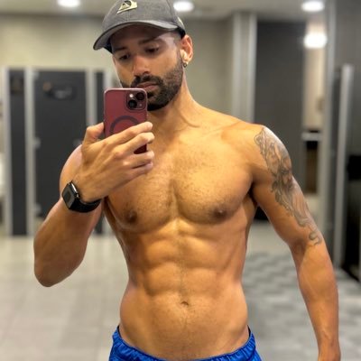 davidbichards's profile picture. mistura de gato laranja com golden retriever