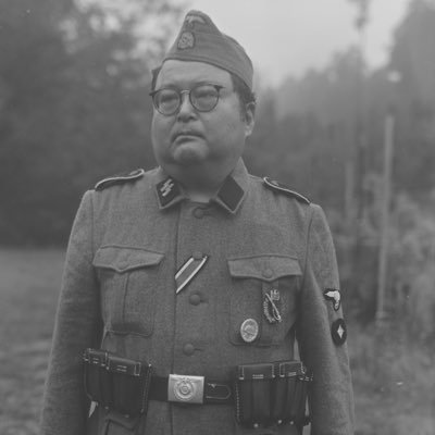 ken510_aloha's profile picture. 映画狂。ホラーと暴力映画。音楽と文学とミリ好き。薄い軍装コレクター。主に南北戦争〜ナムの米軍。ナム戦南北越軍。東方部隊含むWW2独。甲冑も。底辺エアソフター。ピアノ弾いたりギター弾いたり歌ったり。ケーキが切れない動作性IQ凹の民。なのに娘の父。