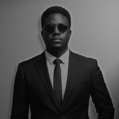 its_madebysam's profile picture. Helping Businesses Stand Out with Premium Brand Identity & UI/UX Design | Co-Founder @ TrineWorks