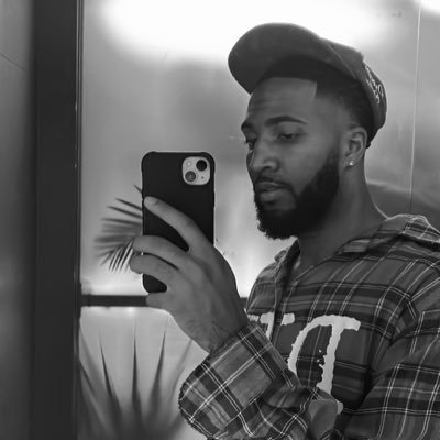 wrldtourmike's profile picture. 24 | Troy University Alum | ΦΒΣ