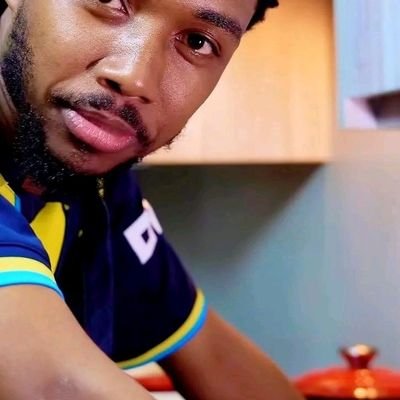 Lungo53592002's profile picture. 