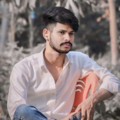 AsihshDas's profile picture. 👏 अनमोल वचन 👏
       बंदे से बंधा मिलै, छूटे कौन उपाय|
कर बंदगी निर्बन्ध की, जो पल में देत छुटाऐ||