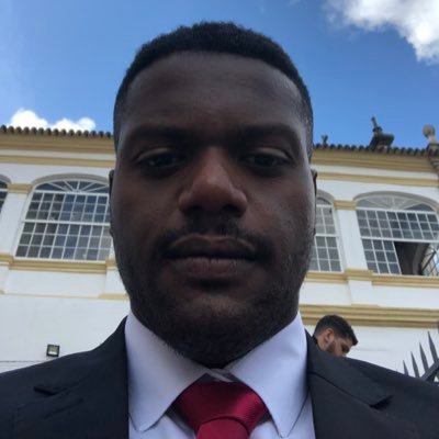 rflsnascimento's profile picture. Olá! Eu estou usando o WhatsApp.